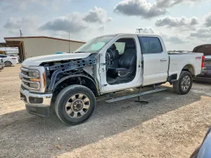 Ford F-250 7.3L 8 2024