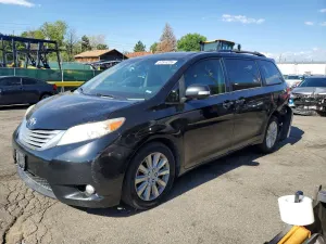 Toyota Sienna 3.5L 6 2013