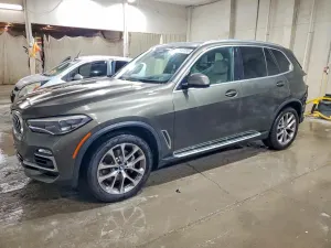 BMW X5 3.0L 6 2021