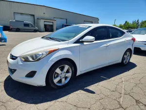 Hyundai Elantra 1.8L 4 2013