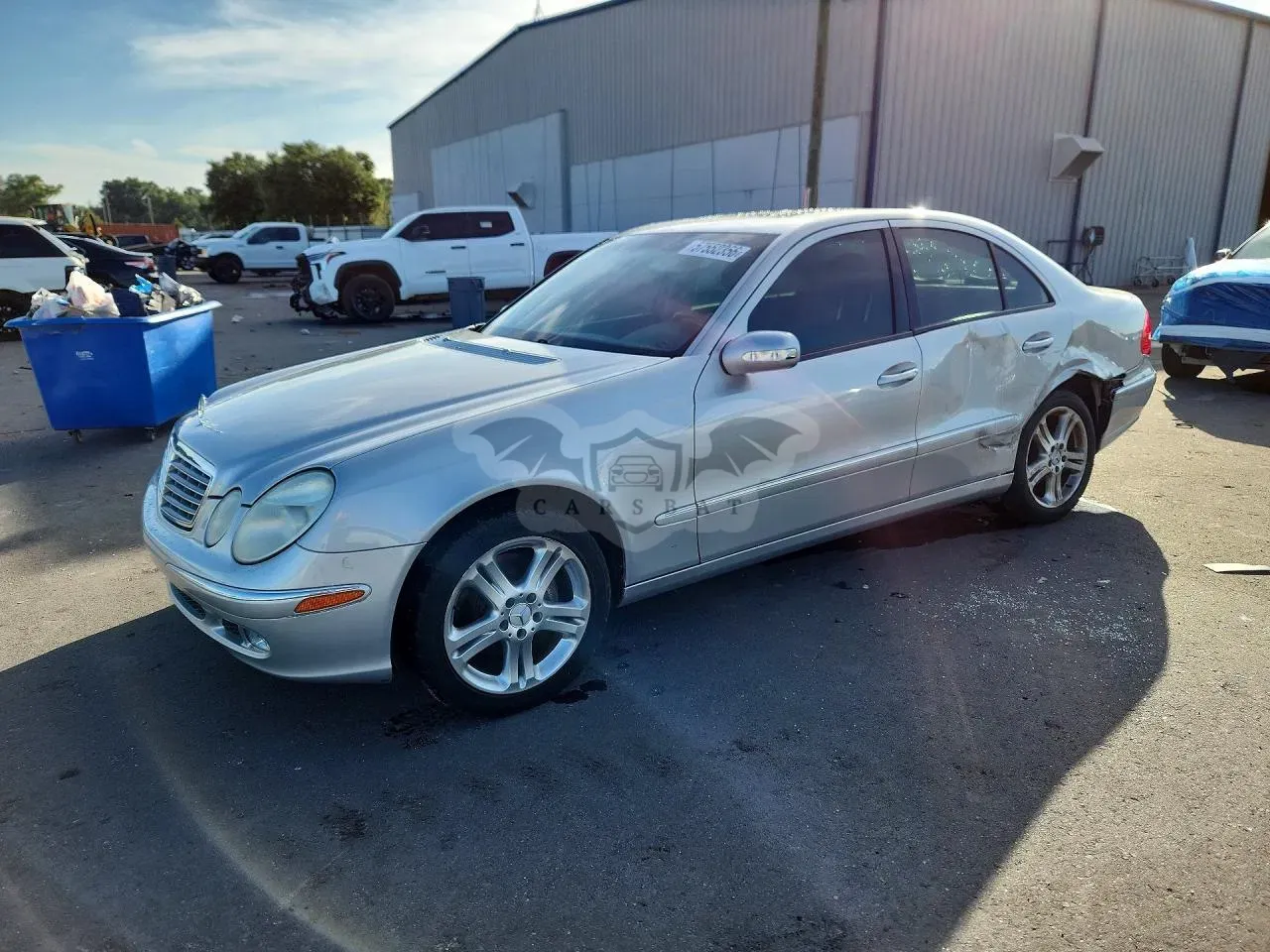 Mercedes-Benz E 5.0L 8 2004