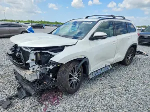 Toyota Highlander 3.5L 6 2018