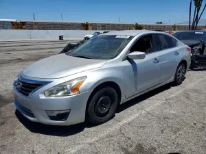 Nissan Altima 2.5L 4 2015