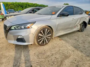 Nissan Altima 2.5L 4 2019
