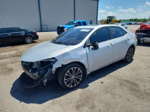Toyota Corolla 1.8L 4 2015