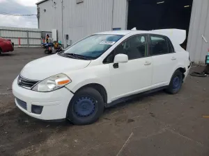 Nissan Versa 1.8L 4 2011