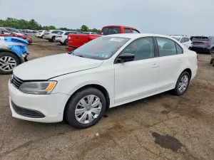 Volkswagen Jetta 2.0L 4 2013