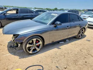 Audi A4 2.0L 4 2023