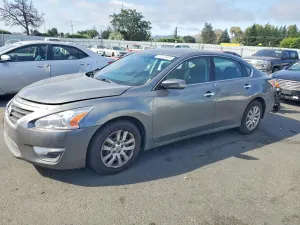 Nissan Altima 2.5L 4 2015
