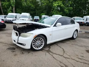 BMW 3 Series 3.0L 6 2011