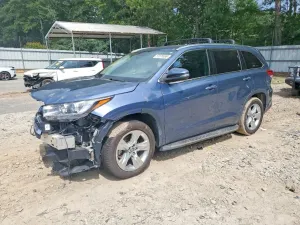 Toyota Highlander 3.5L 6 2018