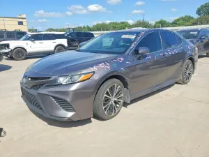 Toyota Camry 2.5L 4 2020