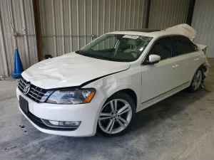 Volkswagen Passat 2.0L 4 2013