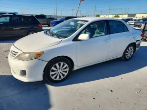 Toyota Corolla 1.8L 4 2013