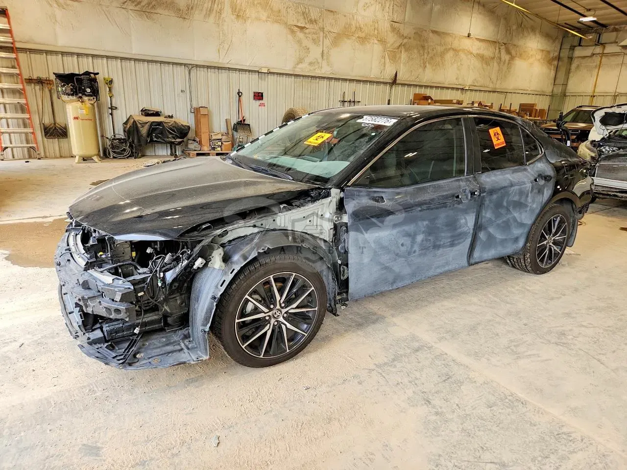 Toyota Camry 2.5L 4 2023
