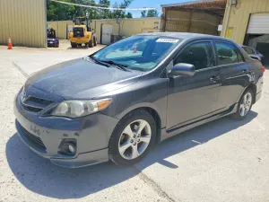 Toyota Corolla 1.8L 4 2012