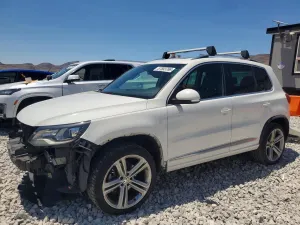 Volkswagen Tiguan 2.0L 4 2014