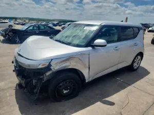 Kia Soul 2.0L 4 2020