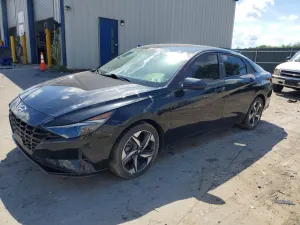 Hyundai Elantra 2.0L 4 2023