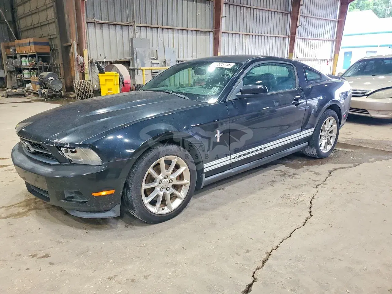 Ford Mustang 3.7L 6 2011