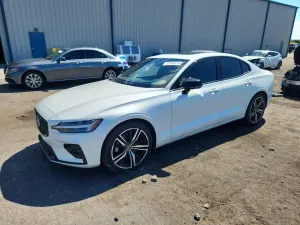 Volvo S60 2.0L 4 2021