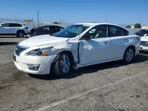 Nissan Altima 2.5L 4 2015