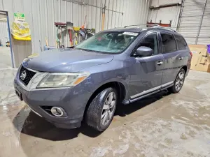 Nissan Pathfinder 3.5L 6 2013