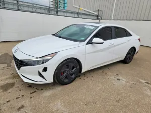 Hyundai Elantra 2.0L 4 2022