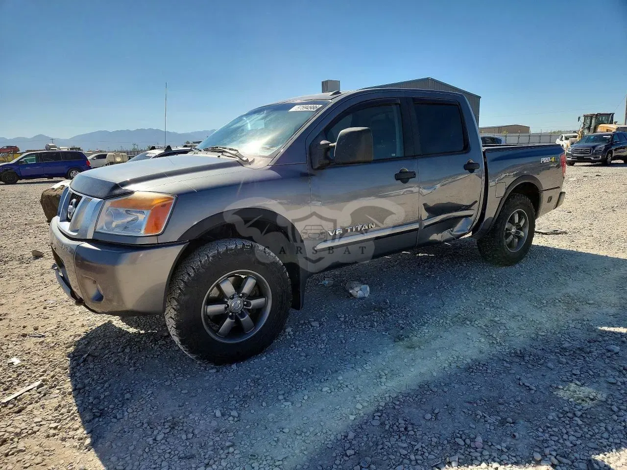 Nissan Titan 5.6L 8 2014