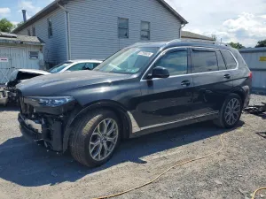 BMW X7 4.4L 8 2019