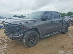 RAM 1500 5.7L 8 2021