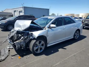 Toyota Camry 3.5L 6 2012