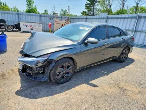Hyundai Elantra 2.0L 4 2023
