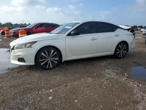 Nissan Altima 2.5L 4 2020