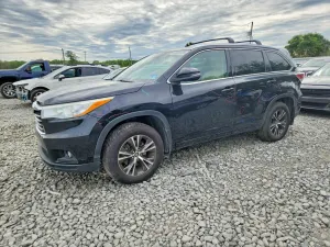 Toyota Highlander 3.5L 6 2016