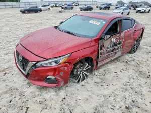 Nissan Altima 2.5L 4 2020