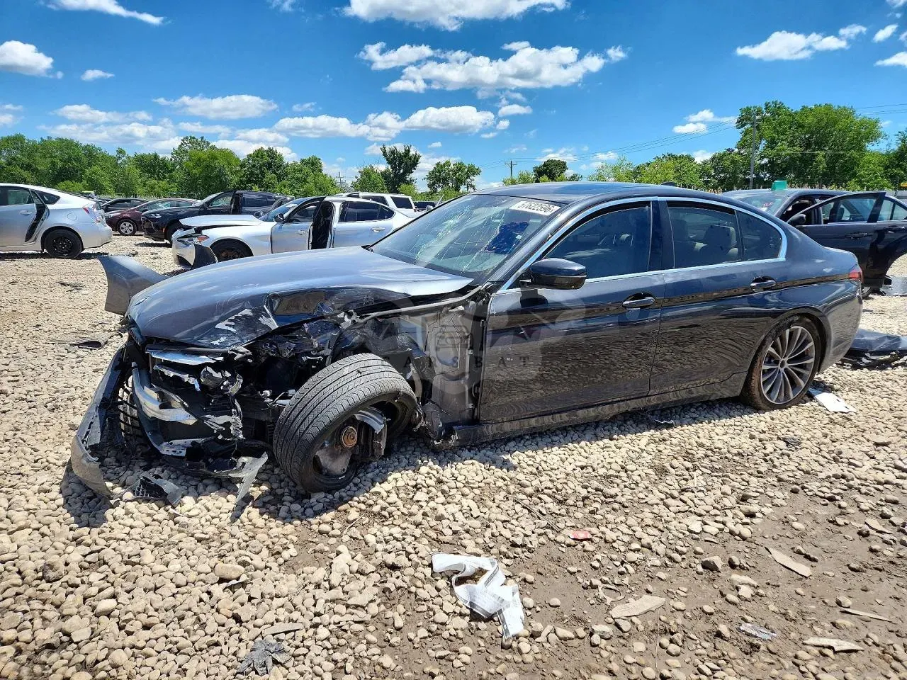 BMW 5 Series 2.0L 4 2021