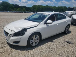 Volvo S60 2.5L 5 2013