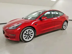Tesla Model 3 2022