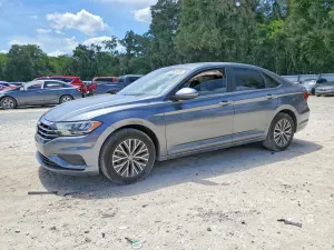 Volkswagen Jetta 1.4L 4 2021