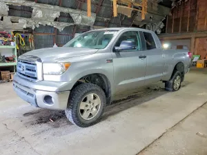 Toyota Tundra 5.7L 8 2010
