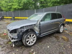 Volvo XC90 2.0L 4 2019