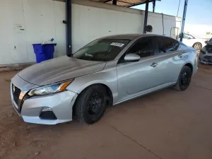 Nissan Altima 2.5L 4 2020