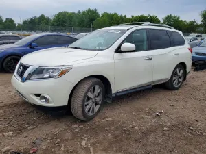 Nissan Pathfinder 3.5L 6 2015