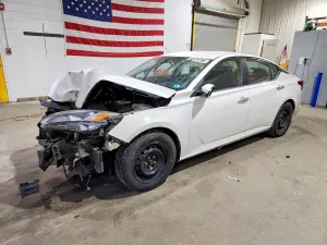 Nissan Altima 2.5L 4 2019