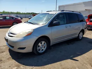 Toyota Sienna 3.3L 6 2006