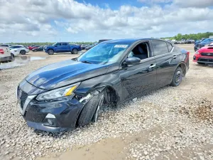 Nissan Altima 2.5L 4 2020