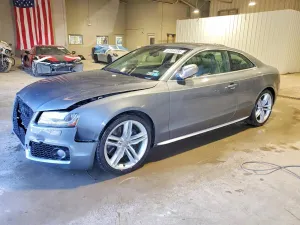 Audi S5 4.2L 8 2012