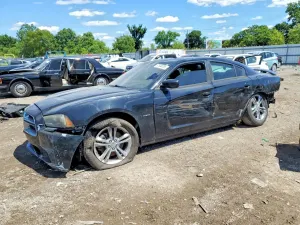 Dodge Charger 5.7L 8 2013