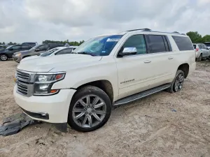 Chevrolet Suburban 5.3L 8 2015